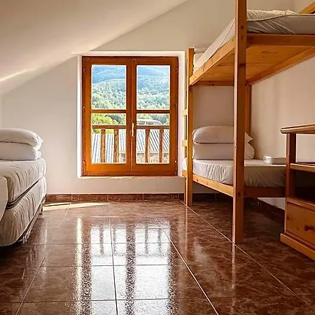 Cama Hab Compartida - Triton Villanua Hotel *