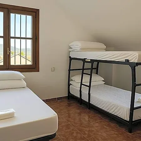 Cama Hab Compartida - Triton Villanua * קאנפראנק